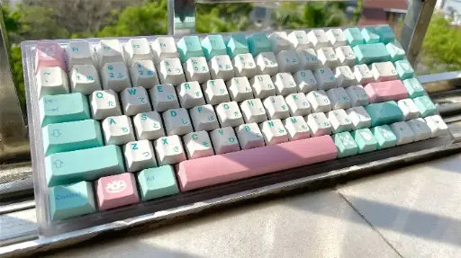 pastel white pink blue keycaps ( japanese support )